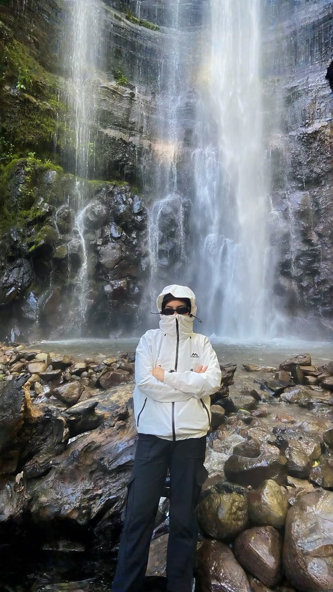 surengk_'s tweet photo. buat yang sebentar lagi naik GUNUNG, kayaknya jaket ini wajib masuk wishlist deh 👀⛰️ https://t.co/K9L91rZ46q