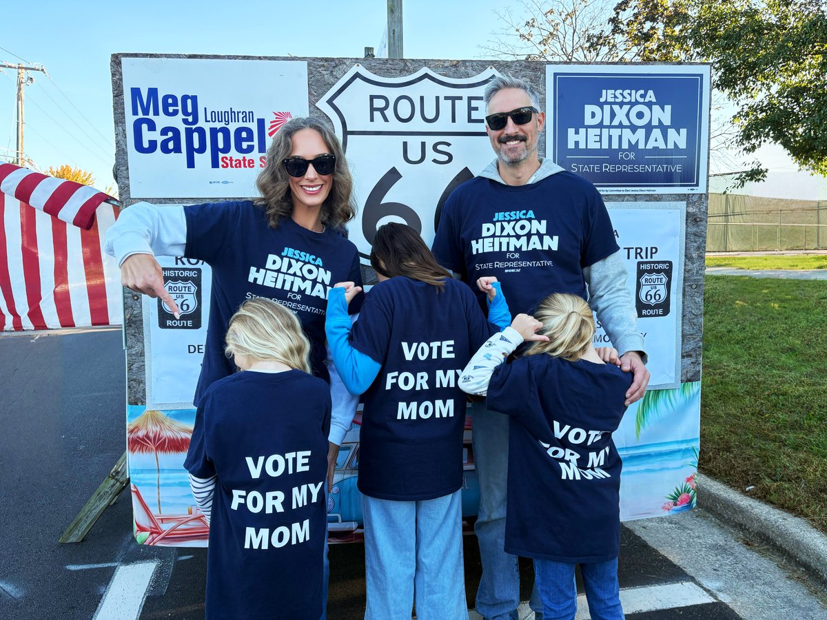 JDHfor97's tweet photo. Sunshine, smiles, and so much hometown pride at the Plainfield Homecoming Parade this weekend! Huge thank you to everyone who came out to walk alongside me. So grateful for this wonderful community!

#jdhfor97 #Plainfield #WillCounty #KendallCounty #Illinois https://t.co/IEYSudaVI7