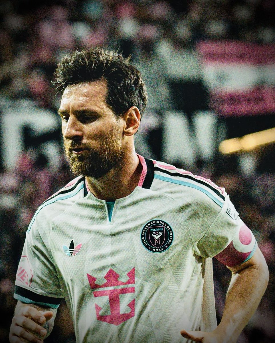 LionelMessiTR_'s tweet photo. 🚨

2015’ten bu yana Lionel Messi, Real Madrid ve Bayern Münih’in toplamından daha fazla frikik golü kaydetti. https://t.co/iCMGzdKK2C