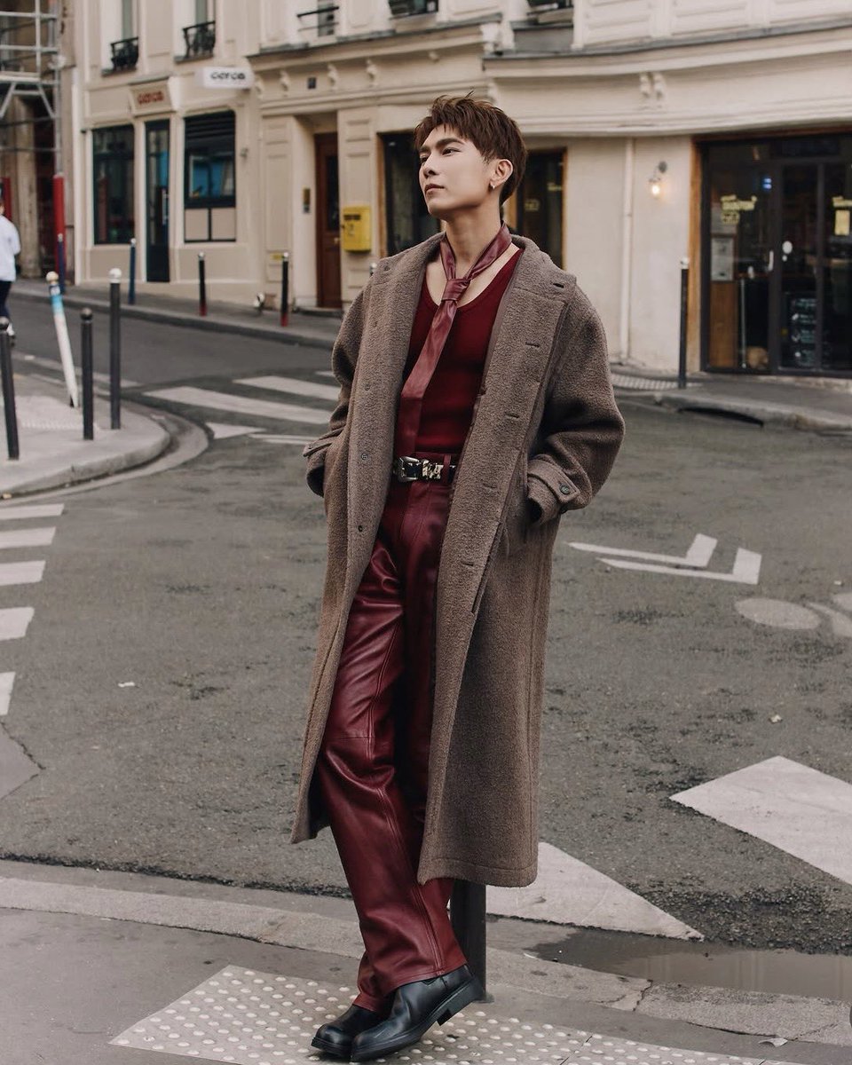 SolSkipperCo's tweet photo. 📢IG Post Update✨
Red is the statement🍷
https://t.co/B0NxjwxCOy

MEW X ELIE SAAB HM 

@MSuppasit
#ELIESAABxHMwithMew
#MewSuppasit
#HM #HMThailand #HMThailandxMEW https://t.co/WndDiFD22b