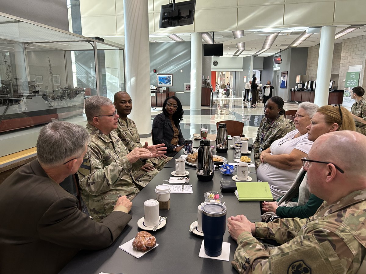 DLAMIL's tweet photo. As he prepares to depart DLA and retire from the @USArmy after 36 years of service, DLA Director Army Lt. Gen. Mark Simerly reflects on a tenure defined by transformation.

Read his full conversation in the latest edition of Loglines: https://t.co/DccS5JS2pP

#Loglines2026Issue3 #DLADirector #Leadership