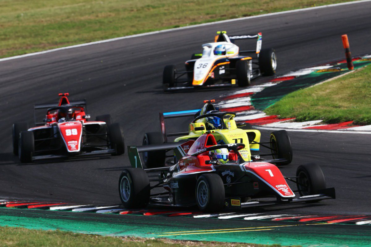 hillspeedracing's tweet photo. 🗞️ Latest News…

Hallman Seals Third In GB4 Title Battle And Willis Podium Helps Hillspeed Become Team Vice-Champs At Brands

• Great end to GB4 season for Team Vice-Champs #Hillspeed
• Dante Vinci just misses maiden GB3 podium 

More https://t.co/8RX7c9zcj8

📸 @JakobEbrey https://t.co/EEbqYAQwN7