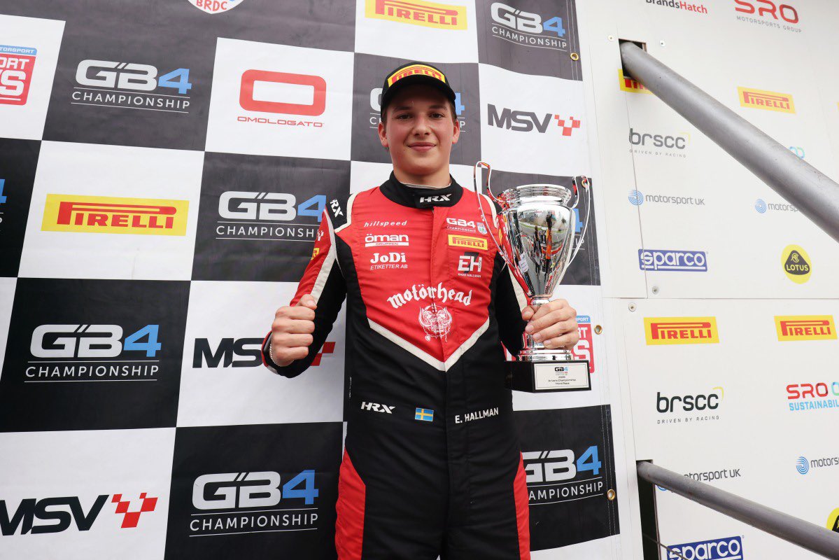 hillspeedracing's tweet photo. 🗞️ Latest News…

Hallman Seals Third In GB4 Title Battle And Willis Podium Helps Hillspeed Become Team Vice-Champs At Brands

• Great end to GB4 season for Team Vice-Champs #Hillspeed
• Dante Vinci just misses maiden GB3 podium 

More https://t.co/8RX7c9zcj8

📸 @JakobEbrey https://t.co/EEbqYAQwN7