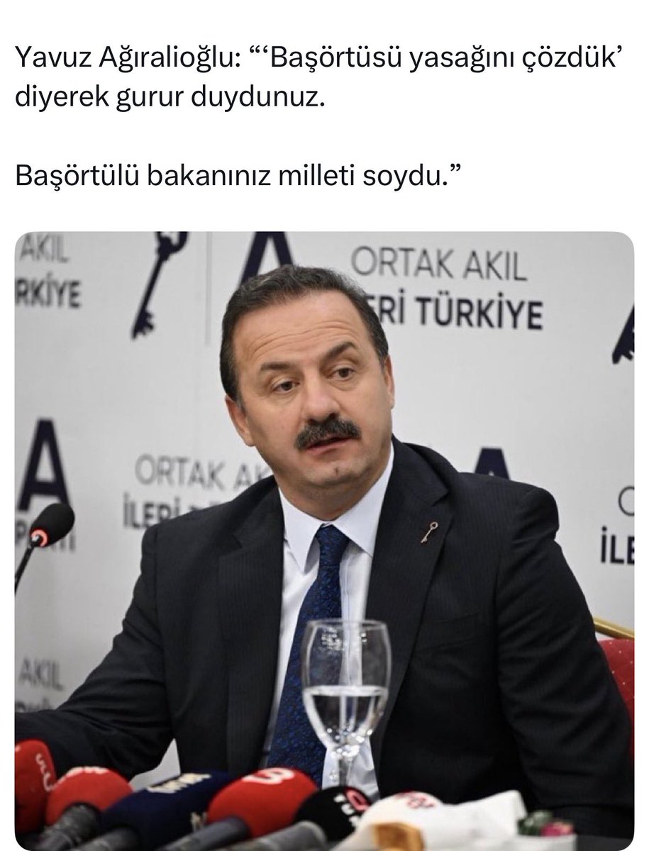 Ahmetustt's tweet photo. Yavuz bey Manukyan’ın başı açıktı. https://t.co/V5HsphxCzz