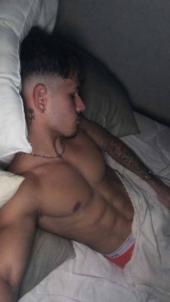 Dylaaandc's tweet photo. Profite de l’offre une vidéo offerte pour chaque abos ! 

https://t.co/aUNinVcYe2 https://t.co/ktKyvZNXEX