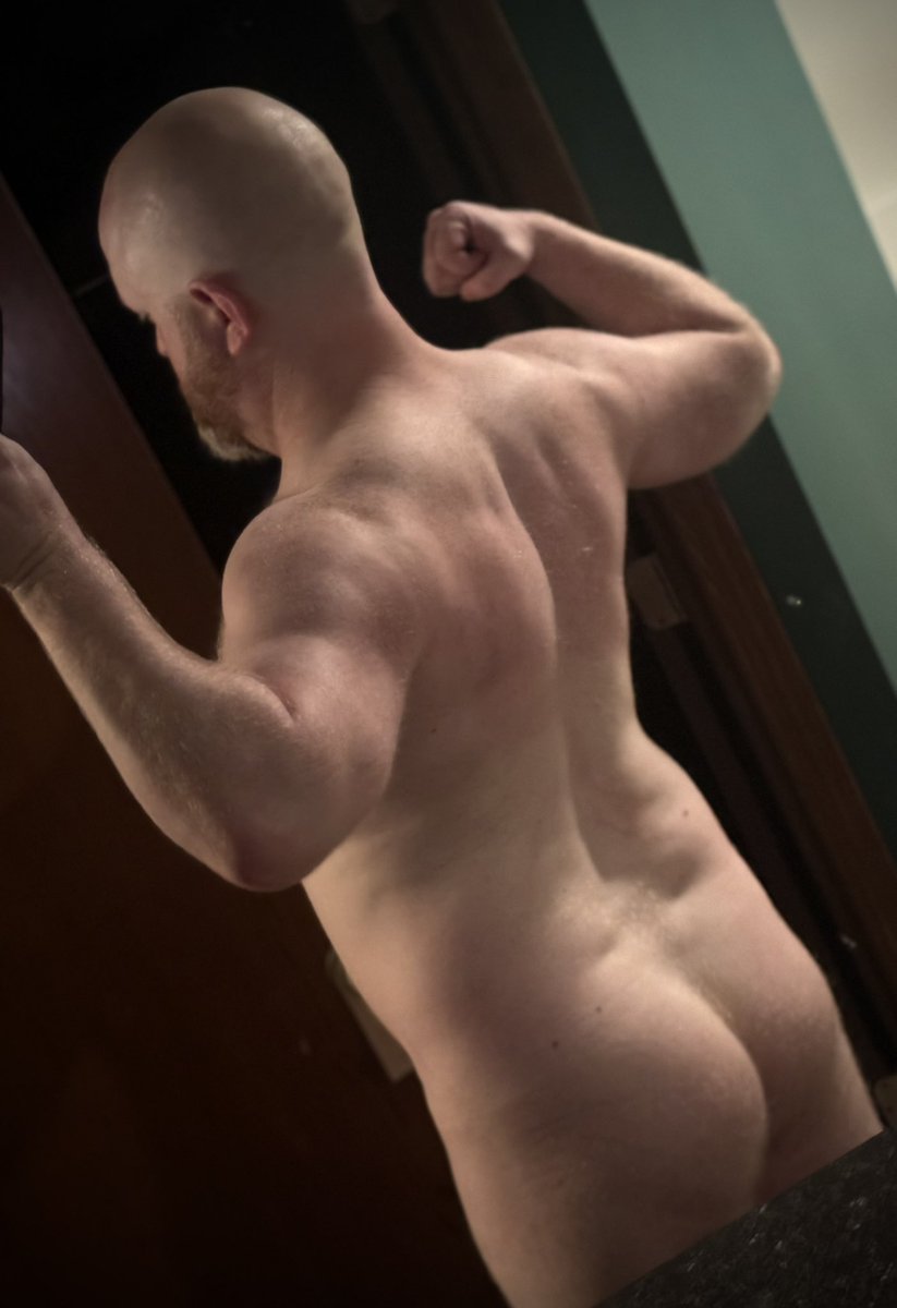 EricWorkingOut tweet picture