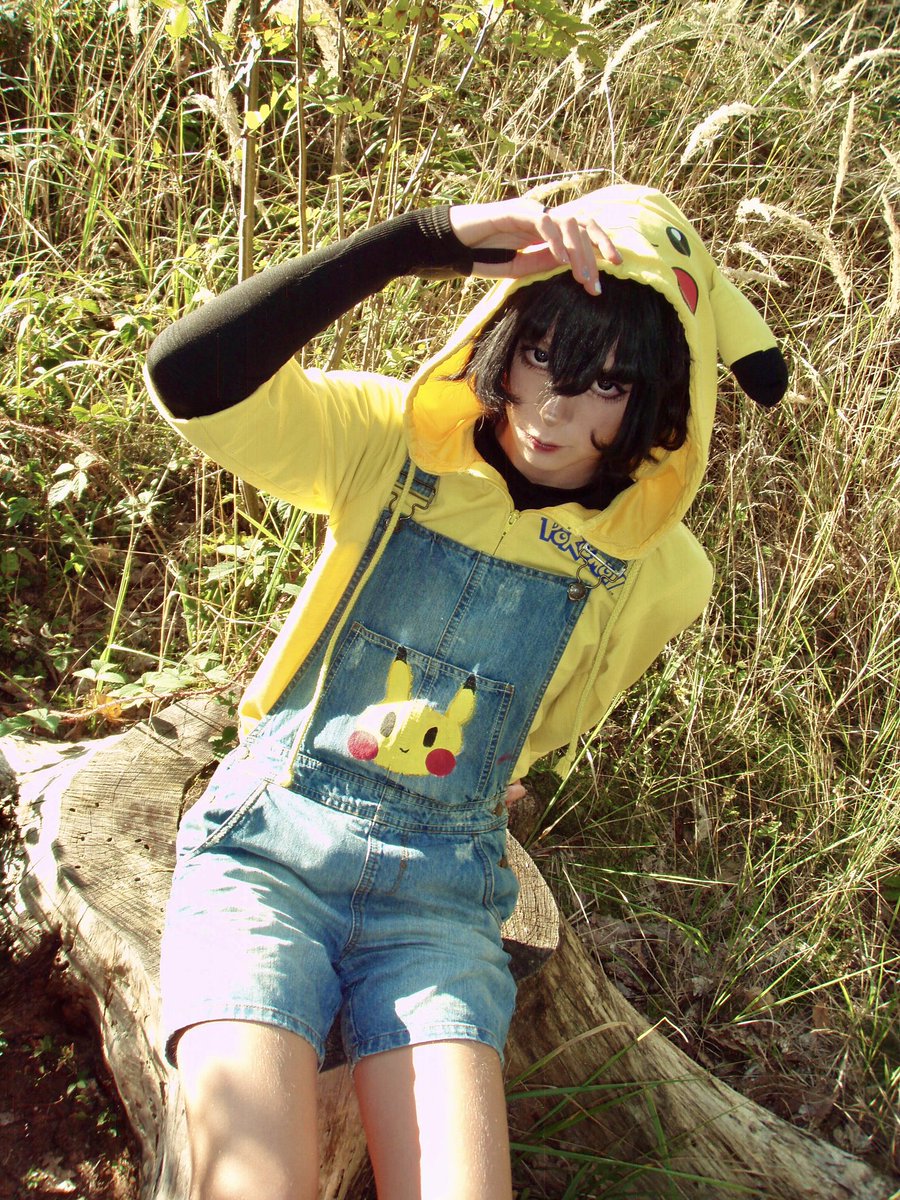 Shkirox_'s tweet photo. FINALLY did a pila shoot so umm here’s my PikaTM cosplay 
#pikatm #cosplay https://t.co/YZS1qmqyfV