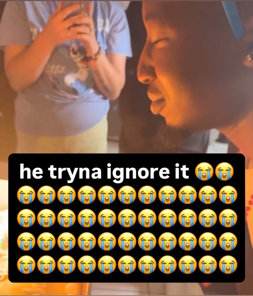 easylikepheezy's tweet photo. my friends threw me a party yesterday and the video of me making my wish reminded me of this meme 😭😭😭 https://t.co/dnfYDFSb4m