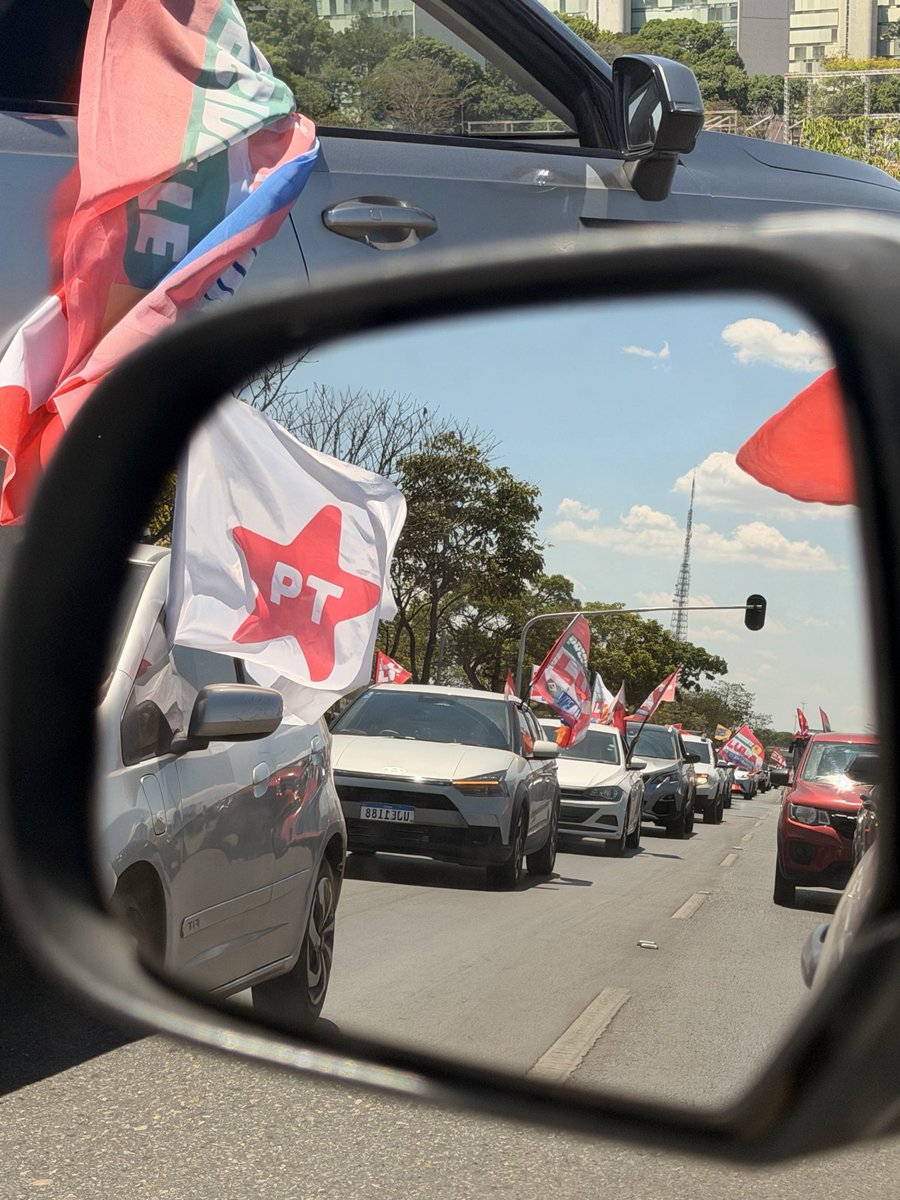 relaxmyeyes_'s tweet photo. Esplanada dos ministérios agora ❤️ https://t.co/m5eOqY4ddu