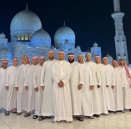 Bergbc3m's tweet photo. @thefightbubble The guy doesn't even translate for himself, stop saying things you don't know 🇧🇷🤝🇦🇪 https://t.co/ia62kaAJvt