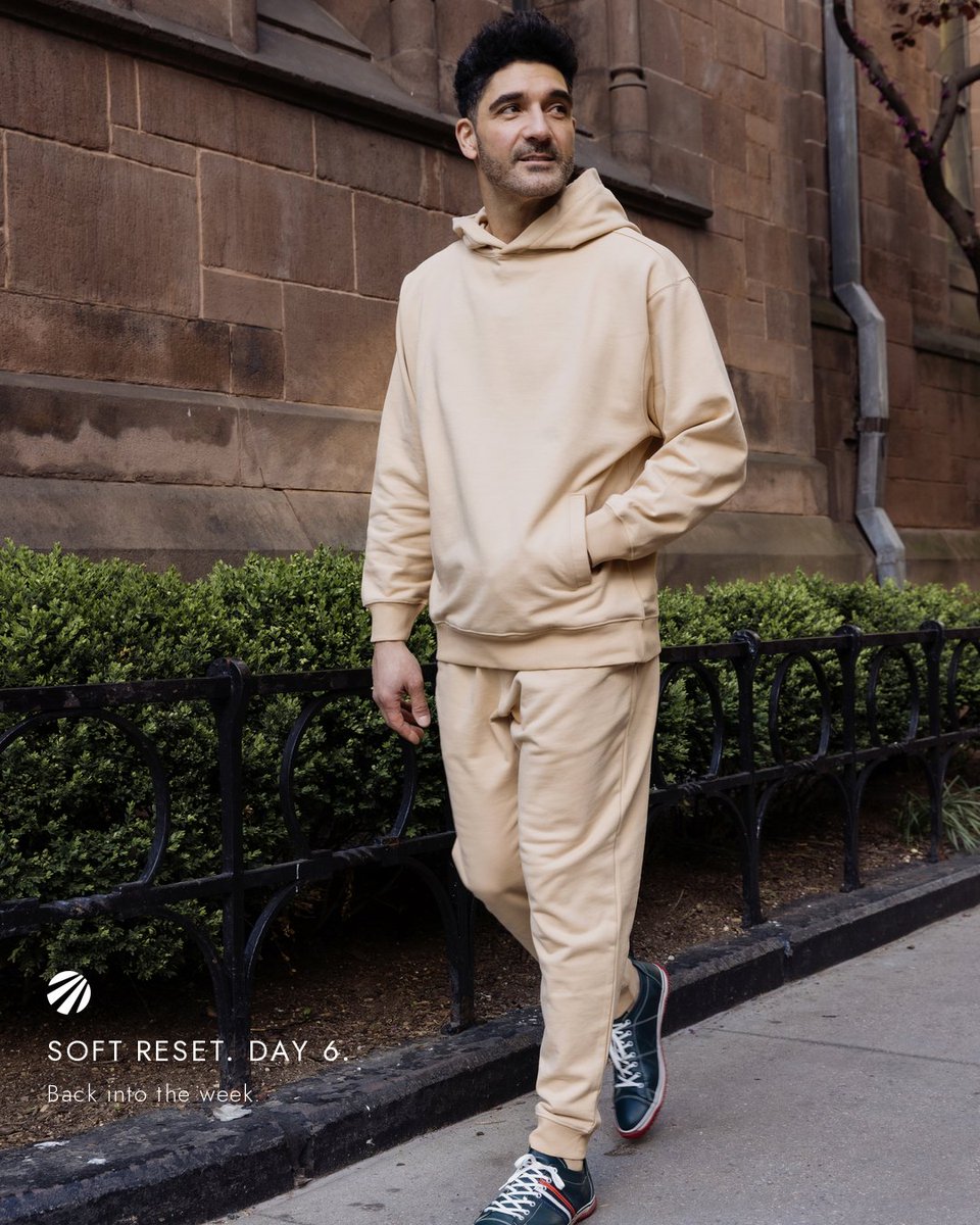 julymode_us's tweet photo. Monday. Back into the week.
Day 6 of the Soft Reset.
Same block, same walk, same rule.
The Deccan-Luxe Hoodie and Jogger: 100% long-staple cotton, 0% polyester.
Nothing new to figure out.

How do you start the week? Tell us below. The set is at the link in bio.

#JulyMode #WearHealthy #SoftReset #MondayMorning #CottonOnly