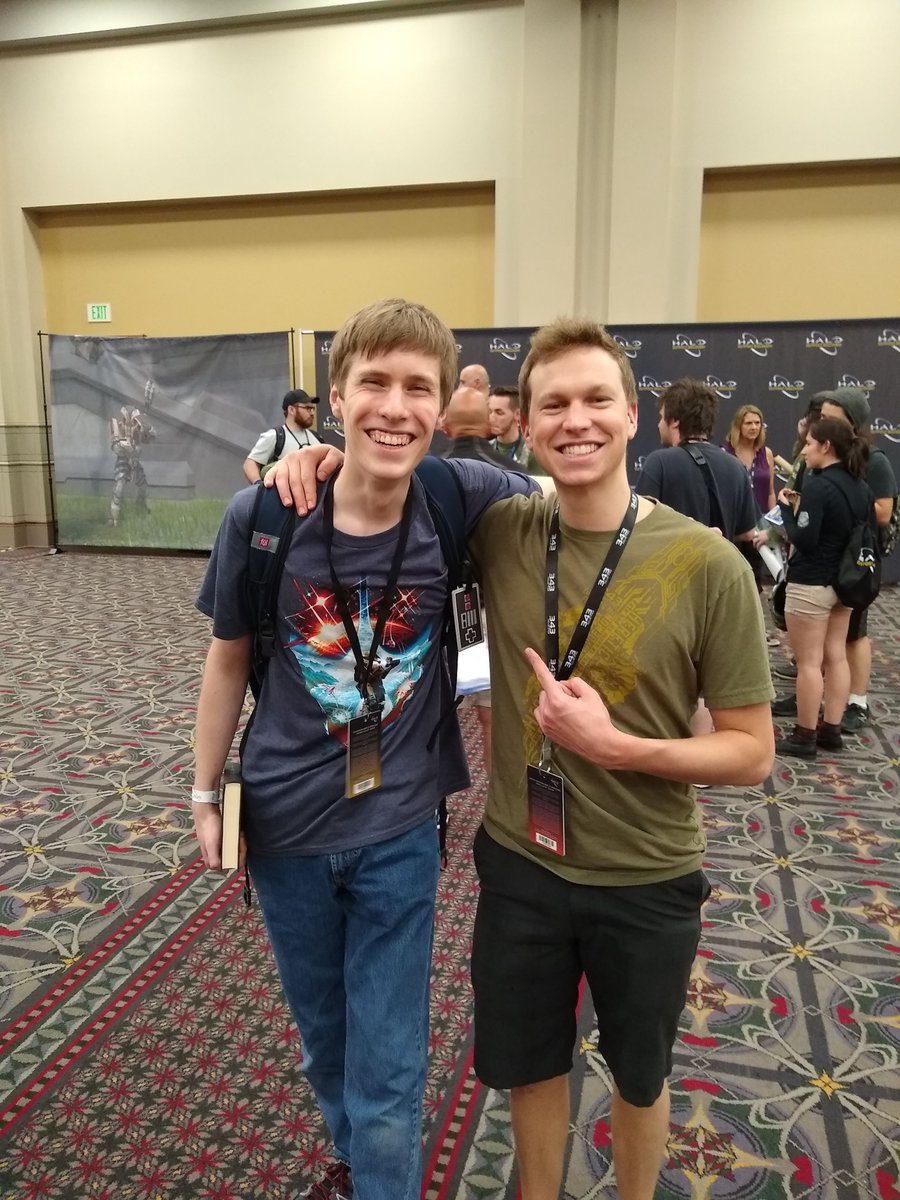 TheRealCizlin's tweet photo. @Unyshek Meeting you in person at Outpost was a great experience. I'm glad to have been able to interact with you over the years. I'm sorry to hear that your time working on Halo has ended, but I am grateful that you were there all the same. Best of luck in what comes next, Uny. :) https://t.co/uhaFk1E5xw