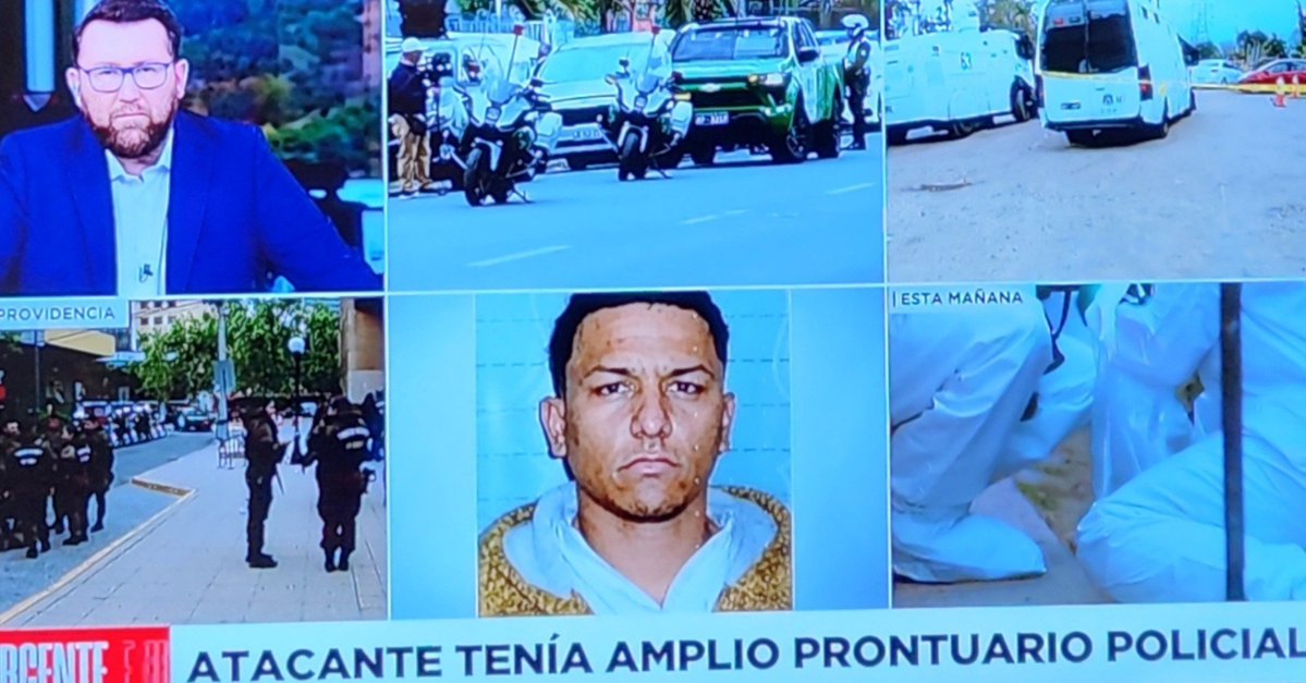 valwood's tweet photo. Ojo compatriotas el comunista Lucho Ugalde con el periodista, mienten con total descaro, culpando a los 6 meses de Kast por el estado de la comuna en manos del PC. La minuta dice que Boric empezó a demoler los mausoleos narcos, cuando todos sabemos que empezó el ex Alcalde Carter https://t.co/JX1jDbkvUJ