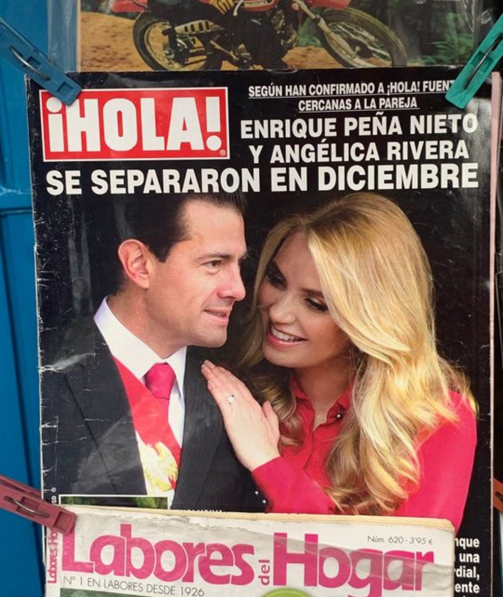 AliciaJ86958882's tweet photo. Terminó el contrato de la piruja más cara de México y en lugar de ser una noticia bomba y los CHAYOTEROS hablaran del gran engaño al pueblo de México, simplemente callaron como momias. Solo fue noticia de revistas frívolas 🥺 https://t.co/pB6NEpZKg1