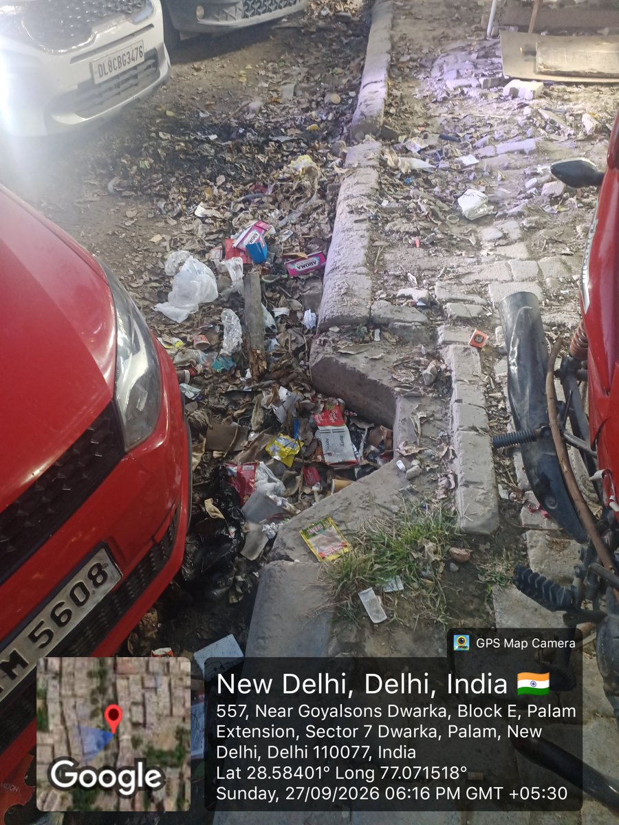 ABHISHEKMANC's tweet photo. @MCD_Delhi This is how ramphal chowk dwarka sector 7 market is maintained by MCD 

Swacch bharat gaya ghoomne

@SBM_MCD @DC_NGZMCD @MCD_Delhi @gupta_rekha @BJP4India @BJP4Delhi https://t.co/05Mma8wot8