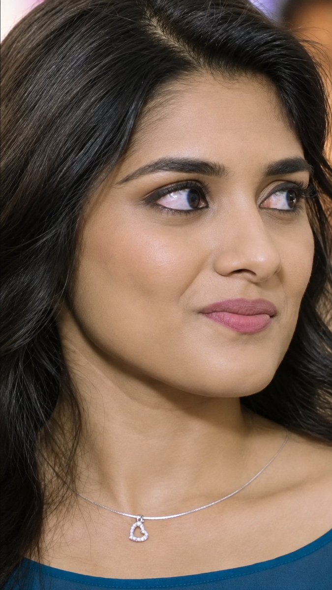 acktressarchive's tweet photo. #nivethathomas https://t.co/SaT1DfI51f