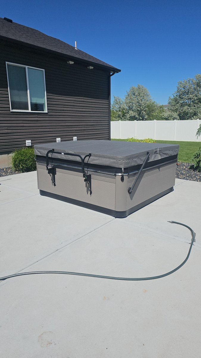 Leisure_Time_ID's tweet photo. Hose is running, cover lifter's on, and this Caldera Utopia Geneva is about to be the best part of their backyard. ☀️
#caldera #calderaspas #calderautopia #utopiaseries #hottub #hottubinstall #hottublife #spalife #newhottub #backyardoasis #backyardgoals #idaho #idahofalls #boiseidaho #twinfallsidaho #treasurevalley #eastidaho #idahohomes