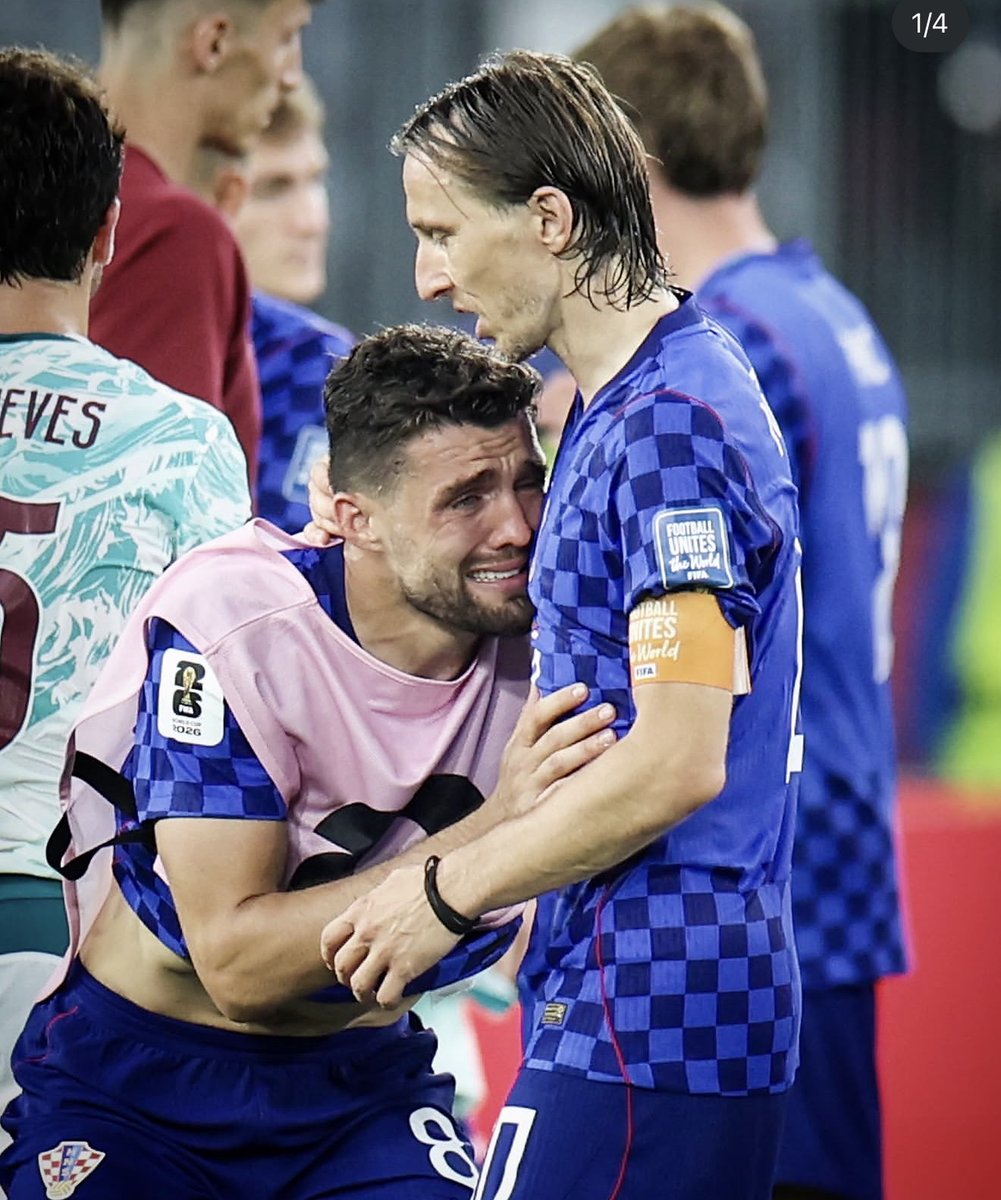 modricrkive's tweet photo. i think he might be in love with luka https://t.co/dTaUBU6aaf
