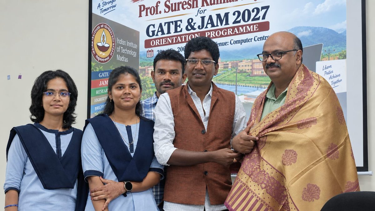 RGUKTRKVOFFI's tweet photo. GATE &amp; JAM 2027 Orientation Programme🎓

An insightful session on GATE &amp; JAM 2027 was conducted at RGUKT–AP, R.K. Valley Campus, featuring Prof. Suresh Kumar Rayala, IIT Madras, Former GATE Chairman

#RGUKT #RKValley #GATE2027 #HigherEducationCell https://t.co/rUNbDsOdRP