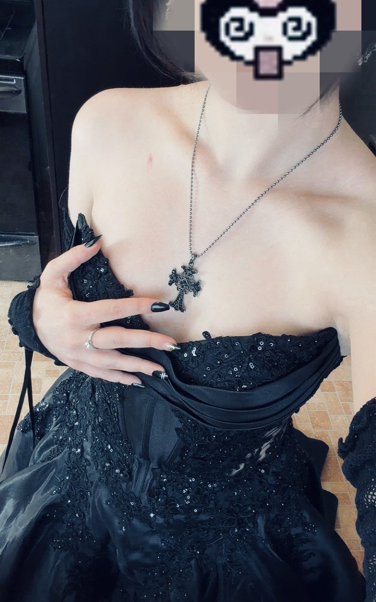 corruptyion's tweet photo. #moothunt  4 &amp; final #promotwt 
          ᨳ՞߹ - ߹՞　Cassie　✚　she / her
⠀         No dni ⠀++    18    𓈒   Just posting my thoughts and things I like  (´ω｀)

 ⠀ ⠀ ⠀ ⠀ ⠀ ⠀ ↻  /  ♡︎ plz moot me
          #nsotwt #shedtwt #slittwt 
 #smoketwt #edrtwt #weedtwt https://t.co/5raHM0ae8a