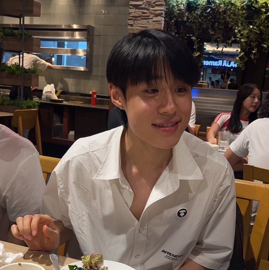flutterfieldd's tweet photo. รพฬเต็มได้เลยนะคะ เนื่องจากนิสิตเหลียวคอหัก https://t.co/DOAILUQg4f