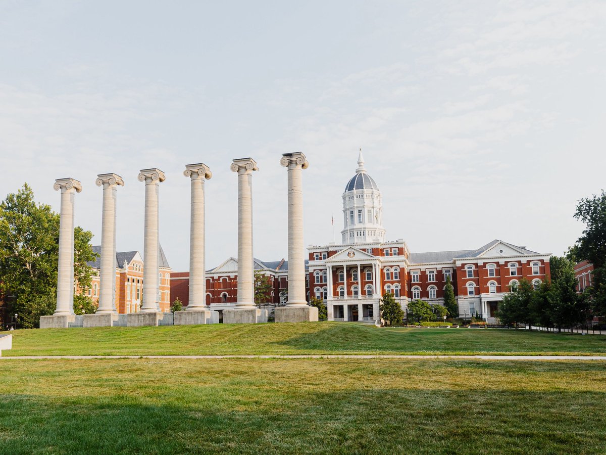 MizzouWBB's tweet photo. The Zou is a pretty cool place 🐯

#MIZ x #OurZou https://t.co/csdlEXbiPK