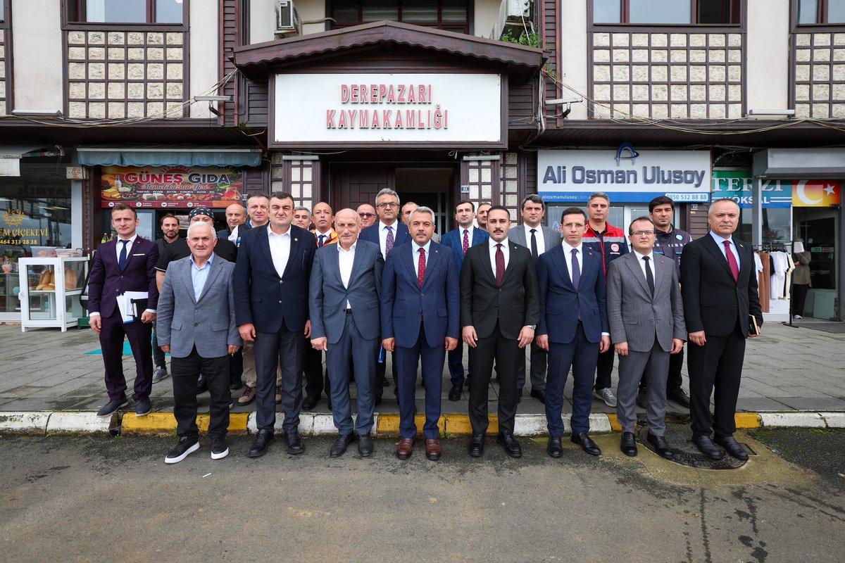 ihsanselimb's tweet photo. 📍Derepazarı • İyidere • Pazar

Yoğun yağışların ardından afetten etkilenen ilçelerimizde yürütülen çalışmaları yerinde takip ediyor, kurumlarımız arasındaki koordinasyonu sahada sürdürüyoruz.

Derepazarı, İyidere ve Pazar ilçelerimizde gerçekleştirdiğimiz AFAD Koordinasyon Toplantılarında; hasar tespit çalışmalarını, altyapı ve ulaşım hizmetlerini, vatandaşlarımızın ihtiyaçlarını ve devam eden çalışmaları değerlendirdik.

Tüm kurumlarımızla birlikte sahada çalışmalarımızı sürdürüyoruz.