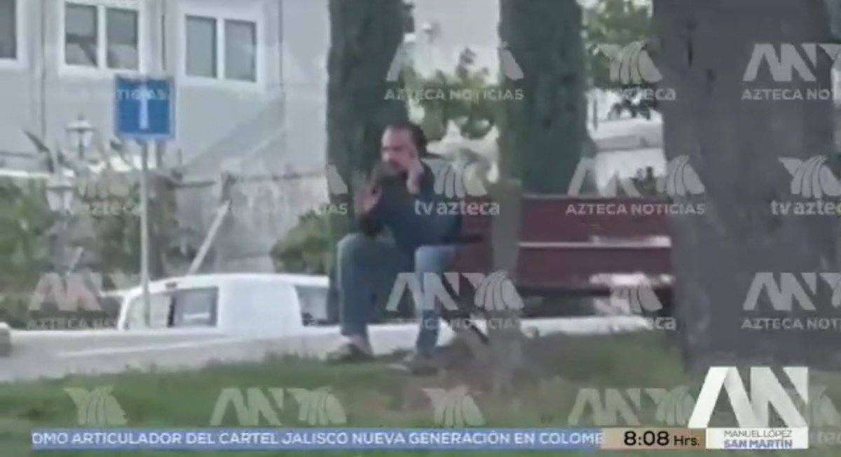 marcelcarrillog's tweet photo. Sería muy iluso pensar que Amílcar Olán está escondido de las autoridades mexicanas. Por Dios, ese es el último de sus problemas.

De quienes está escondido es de los operadores del obradorismo, que seguramente lo quieren muerto para que no hable.

No olviden lo que les pasó a los marinos del huachicol fiscal… El narcorégimen y sus alcances van en contra de cualquier código ético.