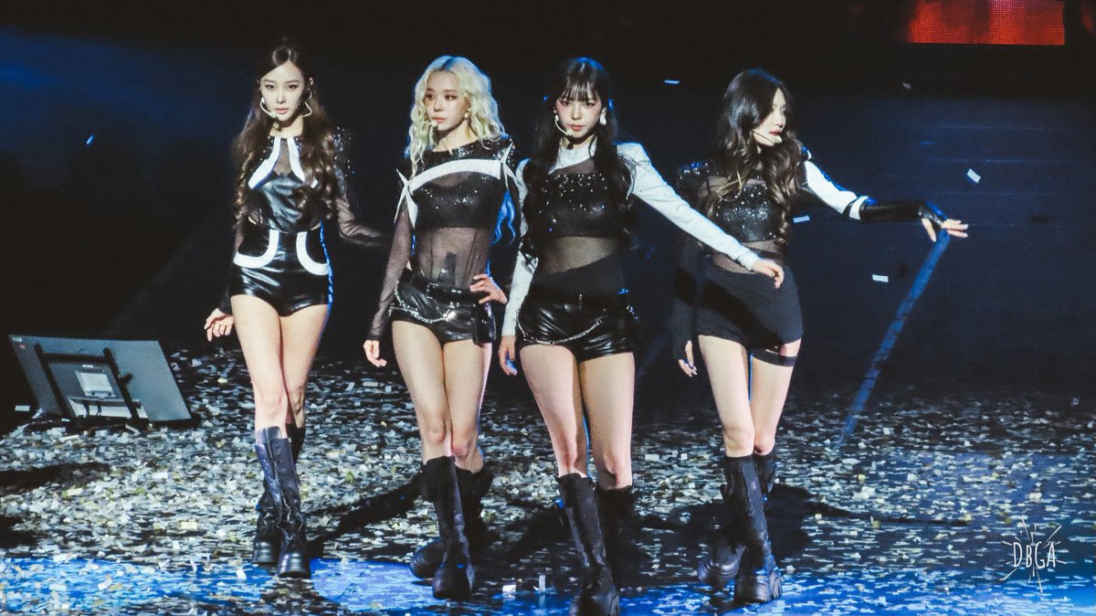 aechartdata's tweet photo. 4th generation girl groups with 2026 releases — highest peaks & longest charting on official charts (updated):

Spotify Global Peak — aespa, “LEMONADE” (#50)
Spotify Global Debut — aespa, “LEMONADE” (2,189,172)
Spotify Counter Debut — aespa, “LEMONADE” (2,541,732)
Spotify Global Chart Run — aespa, “LEMONADE” (17 days)

Apple Music Global Peak — aespa, “LEMONADE” (#32)
Apple Music Global Chart Run — aespa, “LEMONADE” (63 days)

🇺🇸 Billboard Global 200 — aespa, “LEMONADE” (#20) — 10 weeks
🌎 Billboard Global Excl. U.S. — aespa, “LEMONADE” (#8) — 16 weeks*
🇺🇸 Billboard Hot Dance/Pop Songs — aespa, “LEMONADE” (#11) 6 weeks
🇺🇸 Billboard Dance Digital Song Sales — aespa, “LEMONADE” (#2)
🇺🇸 Billboard Bubbling Under Hot 100 — aespa, “LEMONADE” (#7)

🇬🇧 UK Official Singles Chart — aespa, “LEMONADE” (#95)
🇬🇧 UK Official Trending Chart — aespa, “LEMONADE” (#18)
🇬🇧 UK Official Singles Sales Chart — aespa, “LEMONADE” (#15)
🇬🇧 UK Official Singles Downloads Chart — aespa, “LEMONADE” (#13)
🇬🇧 UK Official Independent Singles Chart — aespa, “LEMONADE” (#37)
🇬🇧 UK Official Independent Singles Breakers Chart — aespa, “LEMONADE” (#3) 3 weeks

🇳🇱 Netherlands Global Top 40 — aespa, “LEMONADE” (#38) — 2 weeks