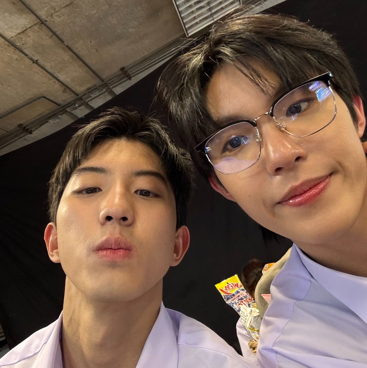 babiipaul's tweet photo. แค่เฟรนครับ https://t.co/6F9Qt8ogQF