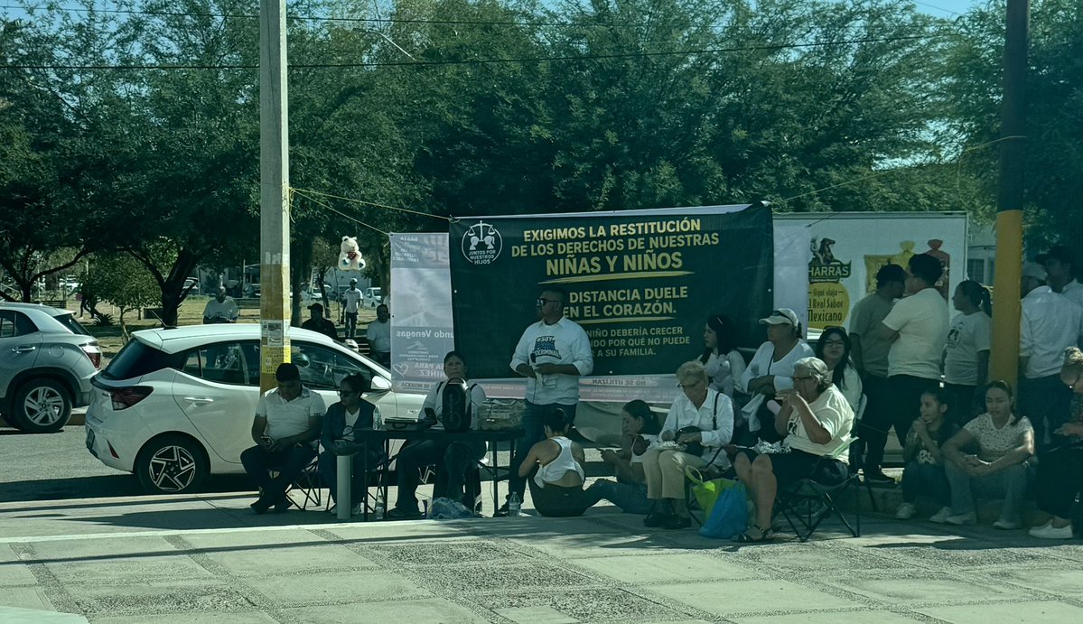 rescatemostorr's tweet photo. #Magistrado #FranciscoAdame sin carrera judicial cuate de #Mery Injusticia estilo #Coahuila https://t.co/yBVJSyQ8Uk
