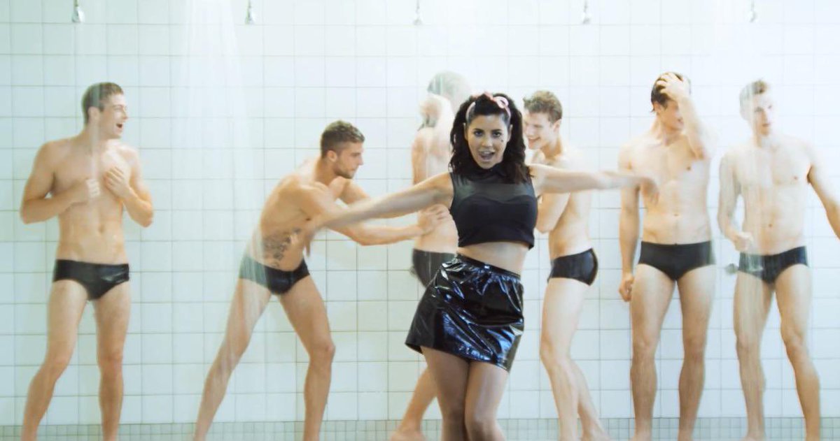 reesehavocnyc's tweet photo. For our inaugural “Men’s Style Issue,” we shvitzed and kibitzted with some of New York’s most stylish men at the Russian &amp; Turkish Baths in the East Village. https://t.co/PbnX8IePO3