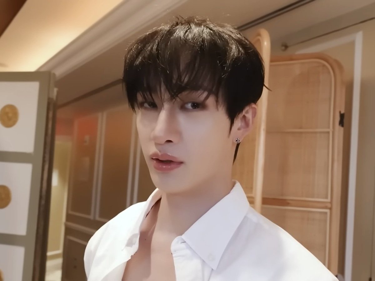 s_ol_tay's tweet photo. 흑발 앓이🫠 https://t.co/u0FLD38vlN