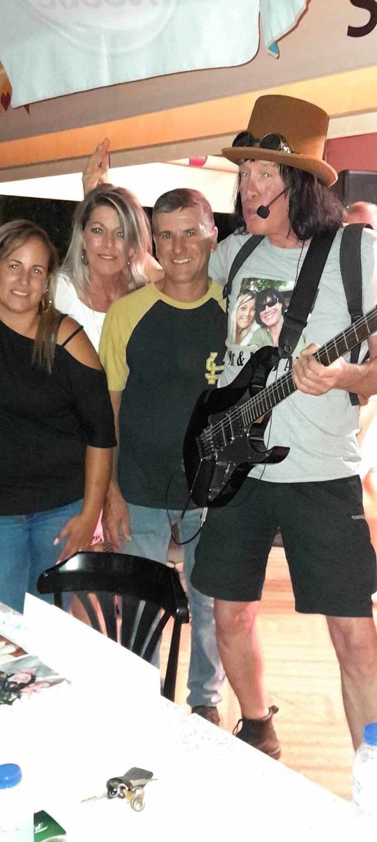 AkBandThe's tweet photo. Well, we All had Celebrations in September over the last few days " #Catarina #MarietteFBS #Sergio JohnnyAK " Thanks for All The Birthday Wishes &amp; Cheers 2 Everyone Concerned @TheAlgarvePortugal🎶🎸🎸🤘🎸🎸🎶 https://t.co/PagitVsoca