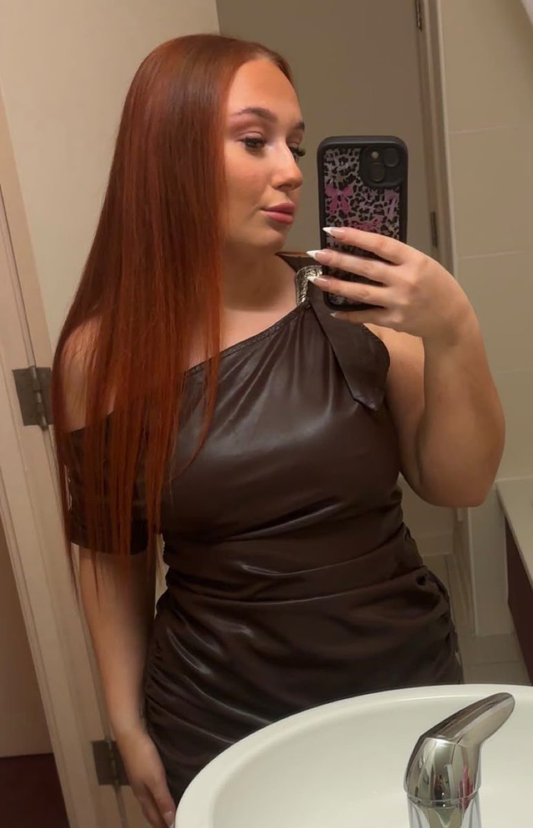 xoxavab's tweet photo. who wants my snap?

i’ll dm it…😋❤️ https://t.co/obROvu8gDI