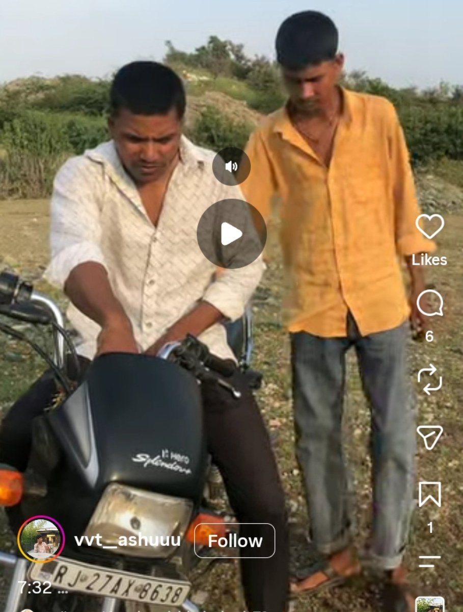 LaxmanL27296976's tweet photo. #वायरल वीडियो मे यह लड़का बांसवाड़ा के माननीय सांसद @roat_mla जी की गोत्र के साथ अभद्र भाषा का प्रयोग करके पूरे भील प्रदेश के रोत गोत्र युवाओ और जनता को आक्रोशित कर रहा है,
@IgpUdaipur @UdaipurPolice कृपया तुरंत एक्शन लेवे 🙏 
@roat_mla @MohanRoatBAP 
@RajPoliceHelp https://t.co/P1ba7ff07A