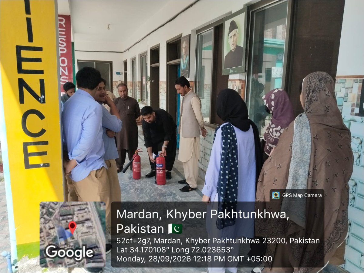 CivilMardan's tweet photo. 28/09/2026
Civil defence basic general training to students and staff of Educators school Mardan. https://t.co/syt1zrm9gN
