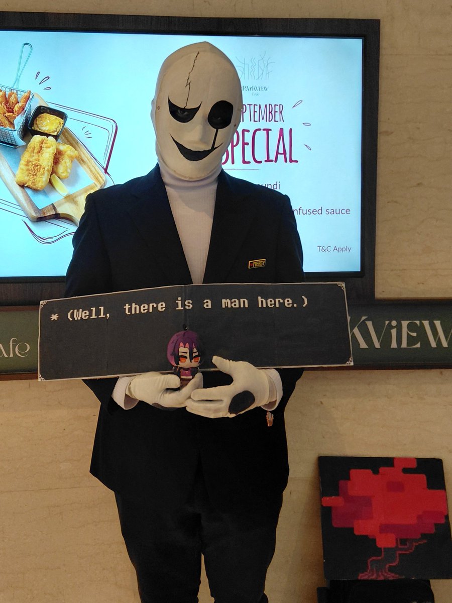 noamasugi's tweet photo. this is one of the best thing that happened today...

Bima Bayusena berswafoto dengan W.D. Gaster 😭 https://t.co/5mQBnyu3RG