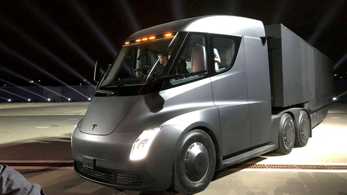 AutoTechAwards's tweet photo. $6 diesel should benefit Tesla's trucking ambitions, Morgan Stanley says - CNBC
https://t.co/TS40zvuGlY
#autotech #automotive #selfdriving #electricvehicles #automotiveinnovation #smartcars https://t.co/ed2kge5nyu