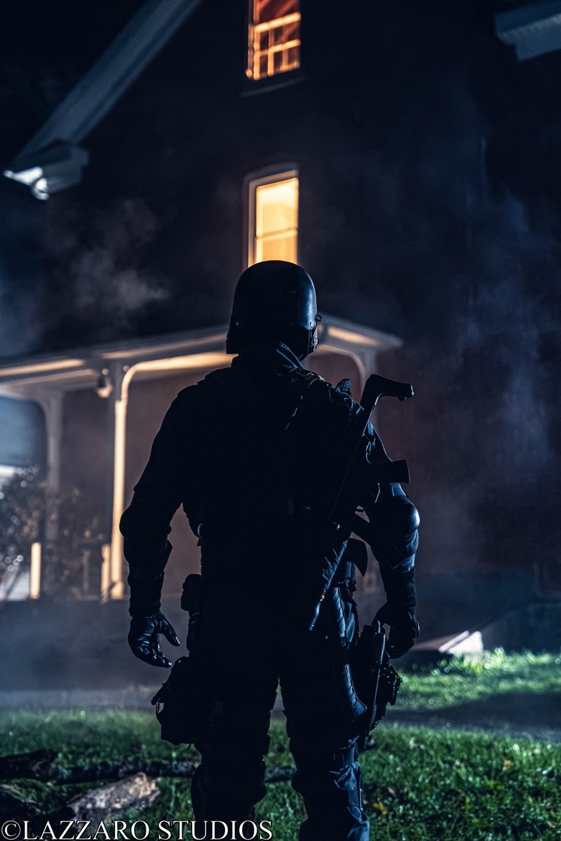 BioDeclassified's tweet photo. EXCLUSIVE: sample photographs from upcoming Resident Evil 1 prequel film ORIGINAL SIN: Prelude to Biohazard. 

📸 @LazzaroStudios https://t.co/zohwGpqDDs