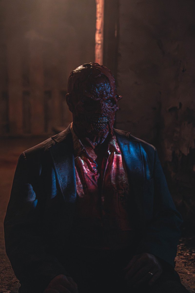 BioDeclassified's tweet photo. EXCLUSIVE: sample photographs from upcoming Resident Evil 1 prequel film ORIGINAL SIN: Prelude to Biohazard. 

📸 @LazzaroStudios https://t.co/zohwGpqDDs