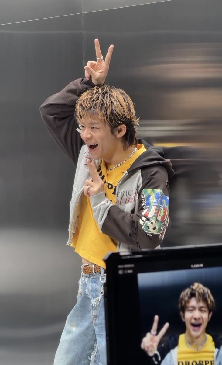 kc_kk_'s tweet photo. 岸くん💜
かわいいから狙われちゃうよ〜🤭笑

#KC_HBDay
#岸優太誕生祭2026
#YutaKishi https://t.co/Srr2uCa9ND