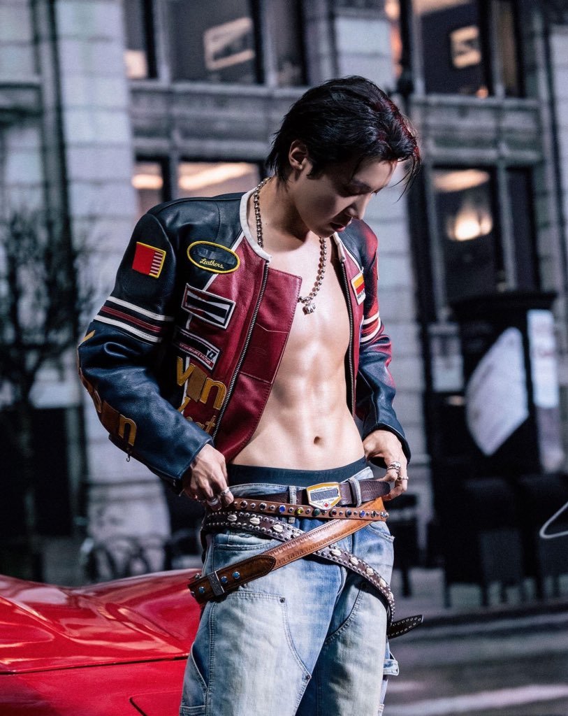 SopeforSoul's tweet photo. prince by day and illegal car racer by night 🤤 https://t.co/EgFvj1dxr8