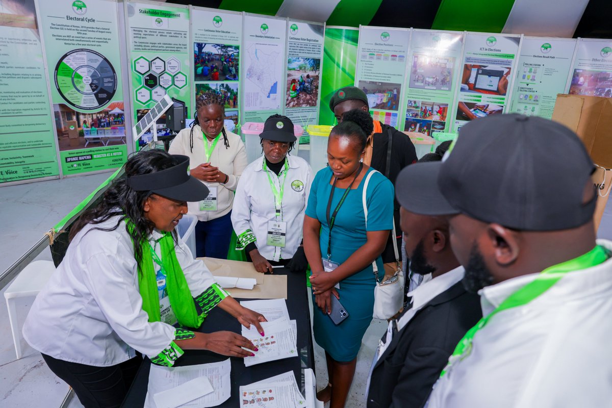 IEBCKenya's tweet photo. The Commission staff today conducted a voter education session for the Agricultural Society of Kenya (ASK) Nairobi International Trade Fair (NITF) Judges, who visited @IEBCKenya  exhibition stand to learn more about our mandate.
#2027GE #YourVoteYourVoice #17thNovemberByelection https://t.co/Dn6Toph330