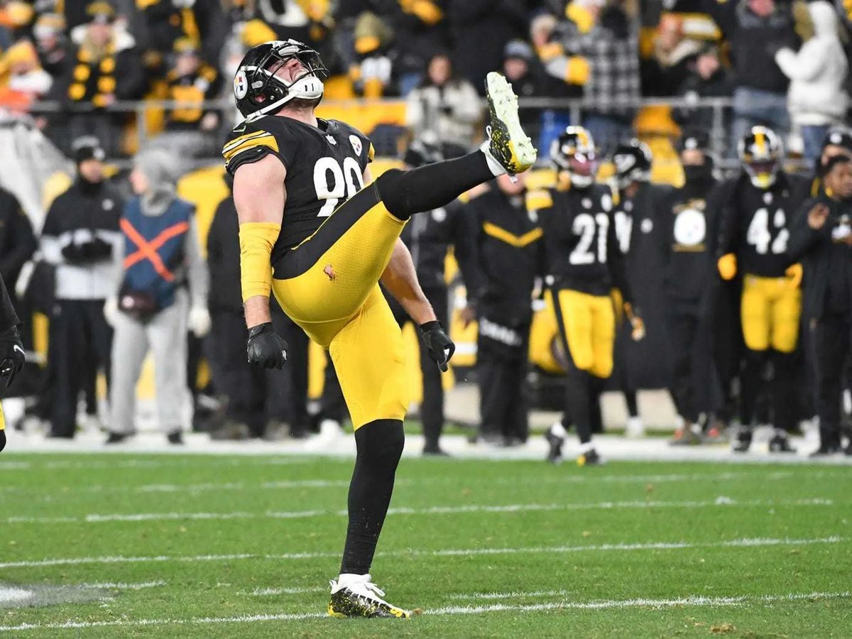 AustinRBechtold's tweet photo. Baker Mayfield is going to miss three weeks and will currently keep him OUT of the Buccaneers-Steelers game on October 18.

The next four quarterbacks the Steelers will face before the bye week: 

- Deshaun Watson (twice)
- Daniel Jones
- Jalon Daniels
- Tyler Shough https://t.co/6VM1emI7Tx