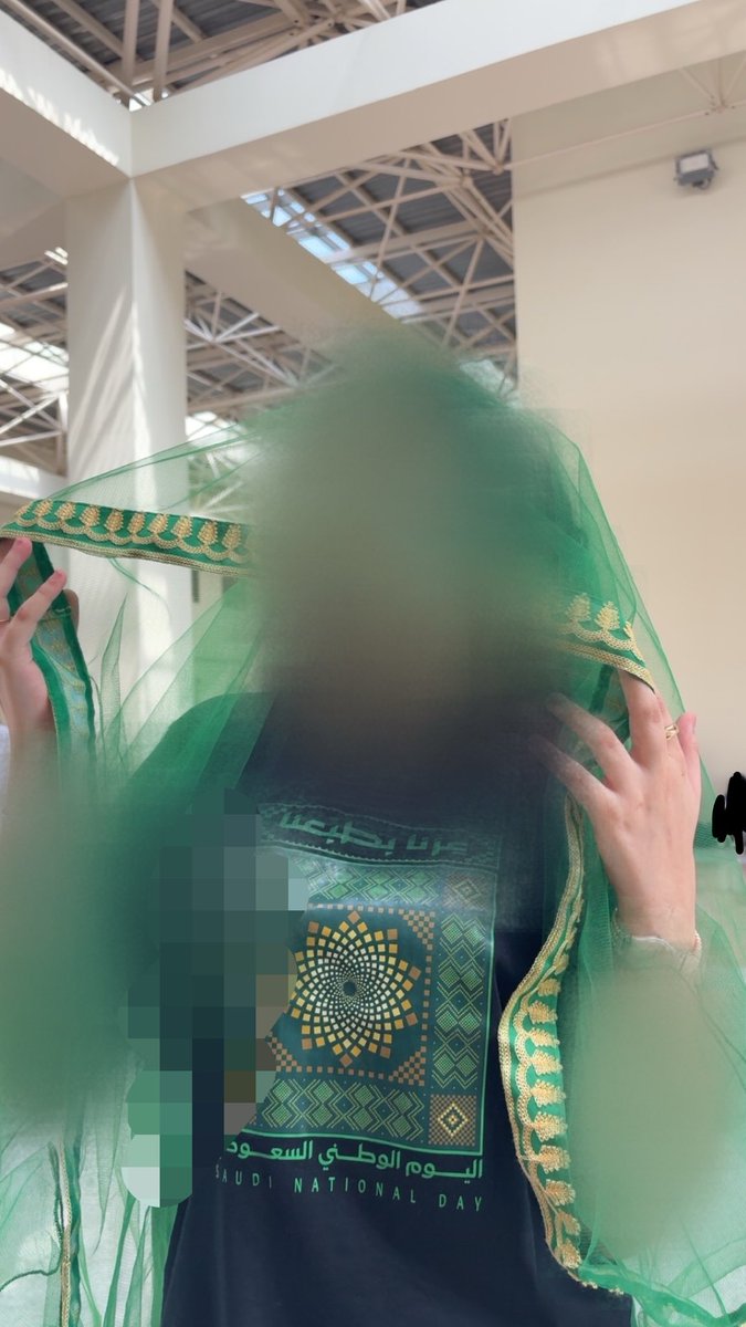 llformxe's tweet photo. يوم جميل 💚🇸🇦
#UQU #UQUNURSE48 https://t.co/wgwVqC2jKg