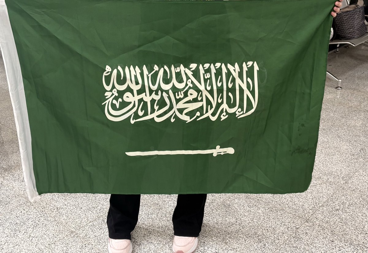 llformxe's tweet photo. يوم جميل 💚🇸🇦
#UQU #UQUNURSE48 https://t.co/wgwVqC2jKg