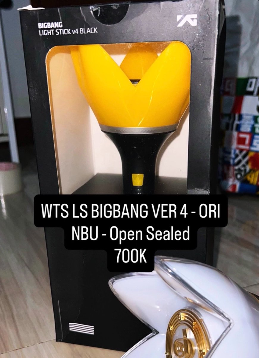 veinamoris's tweet photo. WTS LIGHTSTICK BB VER 4 (NEVER BEEN USED)
700K - ORI
Bisa Cod Jakarta✅
DP-Meet at concert✅

#Bangbong #Bigbang https://t.co/ntv3At3RA8