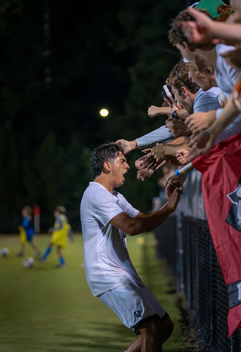 DavidsonMSoccer's tweet photo. Saturday Dubs at Alumni 🫡

#DCUnited https://t.co/T4D3gBbImv
