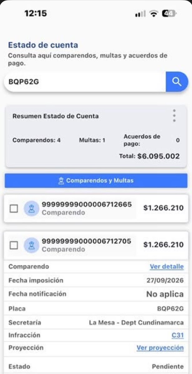 chibcholandia's tweet photo. Creadora de contenido, llamada NataliaBiker, subió un video en dónde muestra cómo se escapó de unos agentes de policía que iban a inmovilizarle la moto.

Tras la polémica, se conoció que la mujer debe más de 6.000.000 millones en comparendos.  

¡Que le suspendan la licencia! https://t.co/qso0L0QoIs
